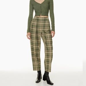 Aritzia Never Worn Wilfred Carrot Pant